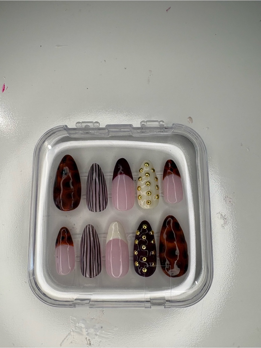Press-On Nail Set - Pink, Brown & Gold Accent